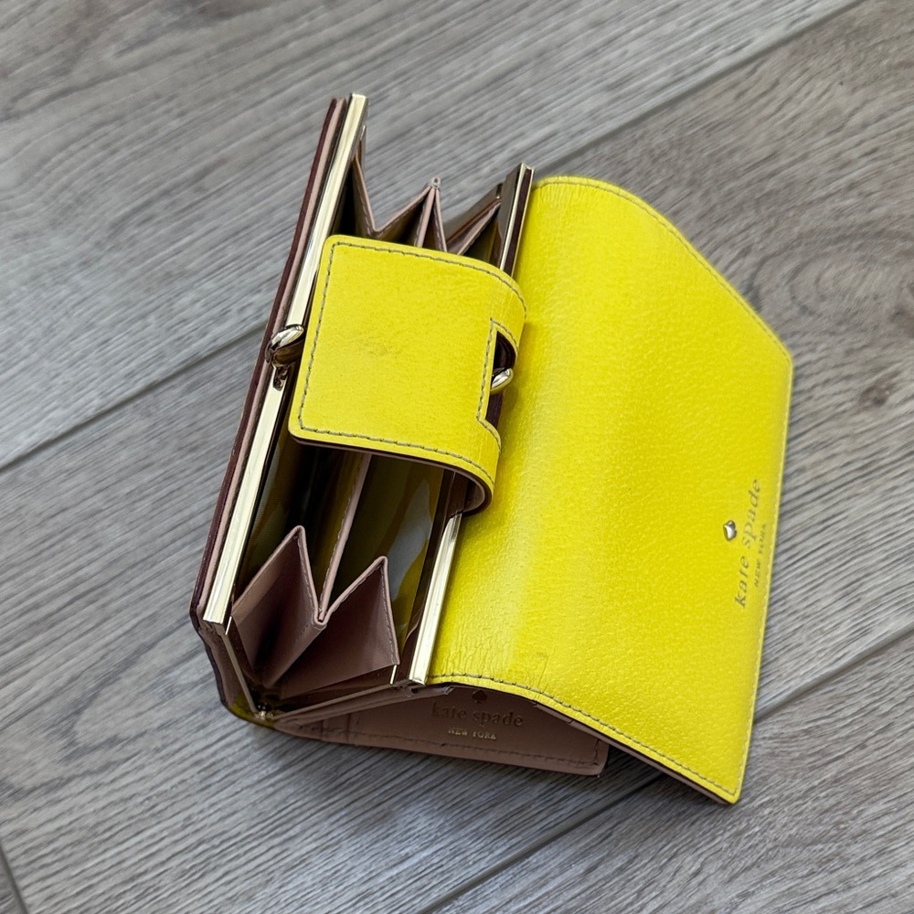 Kate Spade Vibrant Yellow Leather Wallet - Picture 4 of 5